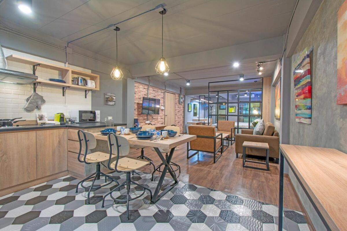 Private In Huaikwang * Bangkok